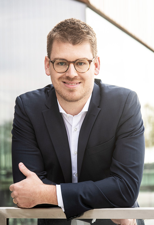 lukas hoelzl